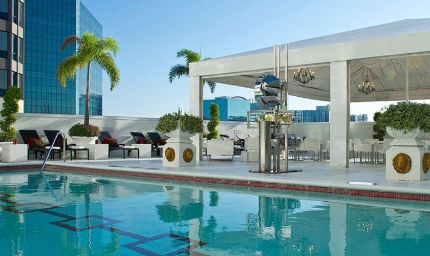 grand bohemian hotel pool deck